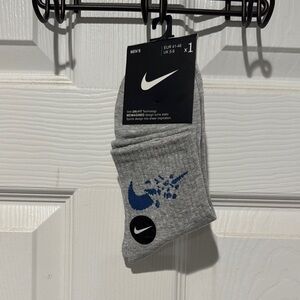 Nike Men's Gray Socks